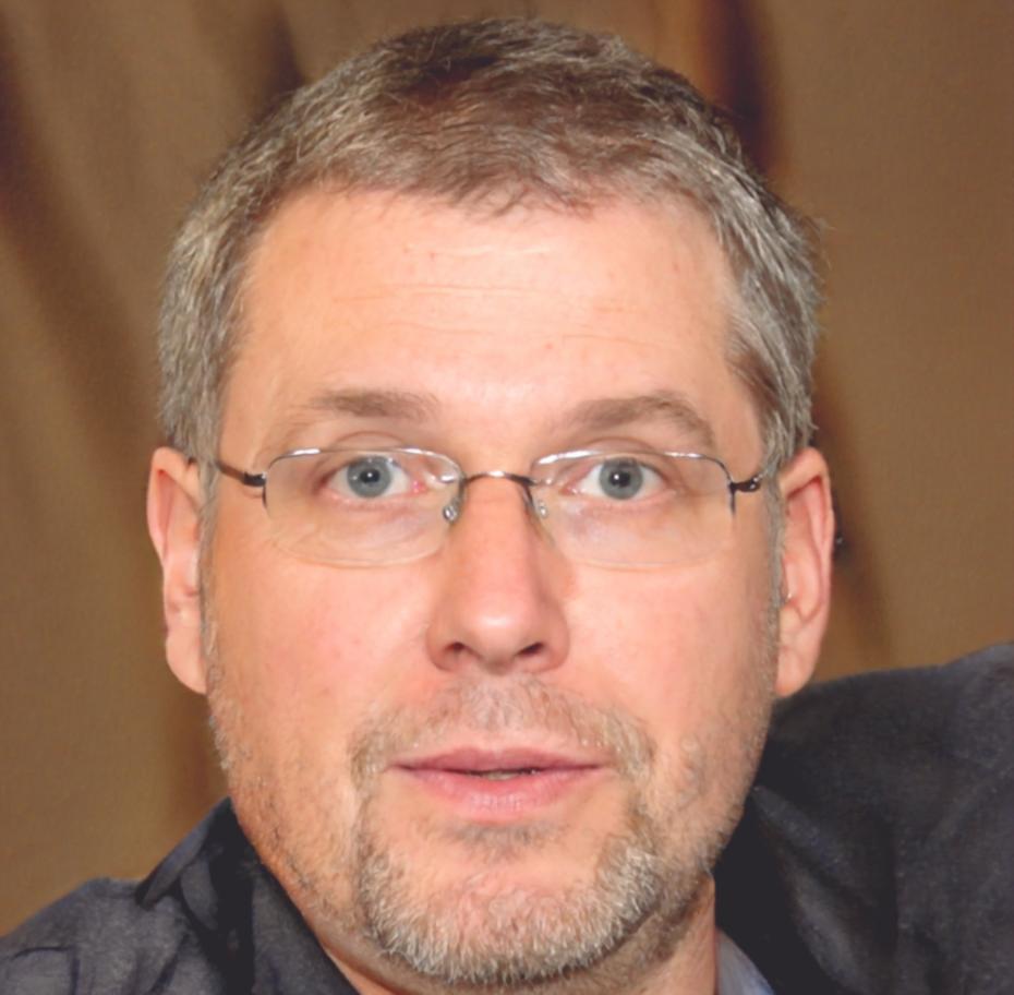 Retrato profesional de Eamon Kilbride